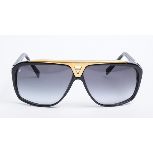 284 - Louis Vuitton - 21st century French black evidence sunglasses, numbered A0191 and Z0350W. Marked to ... 