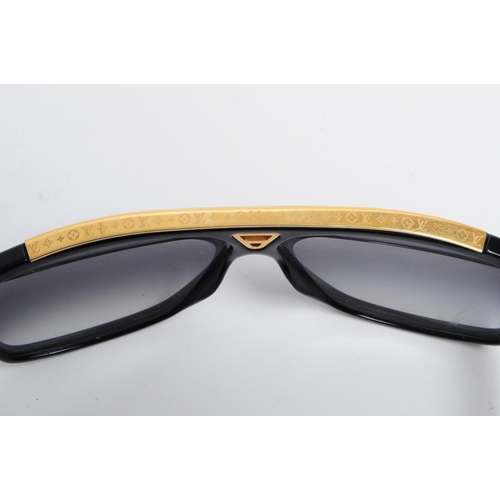 284 - Louis Vuitton - 21st century French black evidence sunglasses, numbered A0191 and Z0350W. Marked to ... 