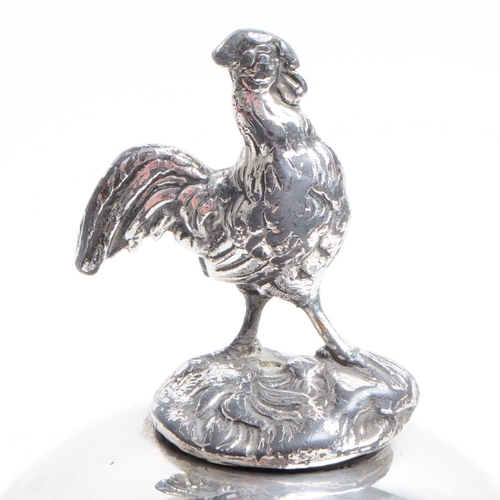 290 - Early 20th century silver plated egg coddler with bird / chicken finial and burner. Measuring approx... 