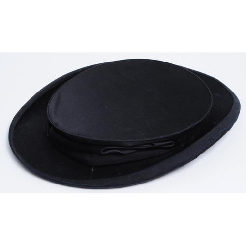 295 - 19th / 20th century French gibus chapeau claque folding top hat. Written inside 'Montvenoux. Ch Fauc... 