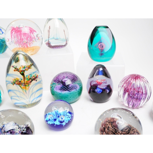 40 - Caithness - Collection of twenty eight late 20th / 21st century glass paperweights. Examples includi... 