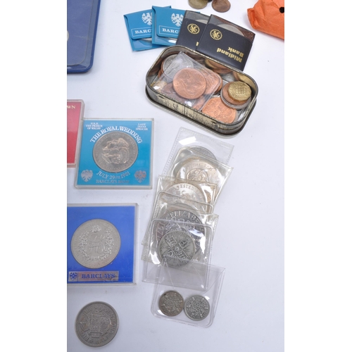 535 - A large collection of 19th and 20th century British and Foreign circulated and commemorative coins. ... 