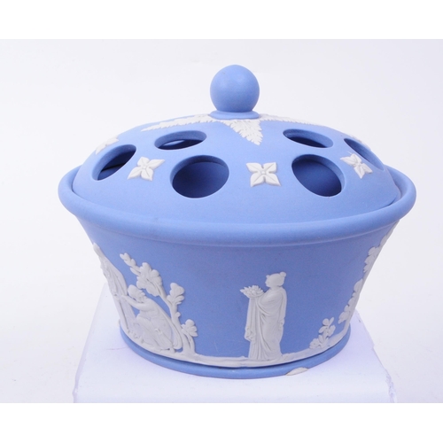 72 - Wedgwood - Jasperware - A collection of vintage 20th century sky blue bisque porcelain items. To inc... 