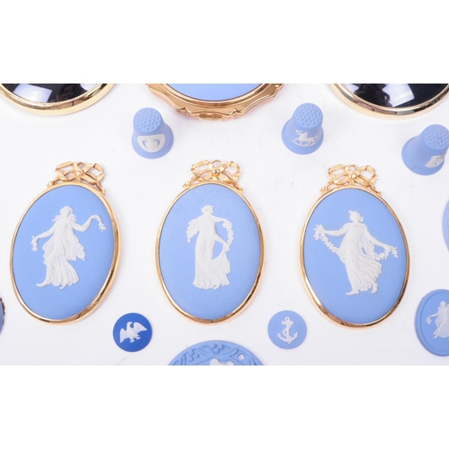 75 - Wedgwood - Collection of 20th century porcelain and china pieces. Comprised of sky blue bisque penda... 