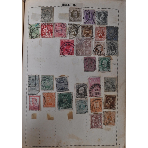 531 - A large collection of 19th and 20th century British and Foreign franked and unfranked postage stamps... 