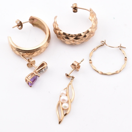 270 - Assorted 9ct gold and gem set earrings AF. The lot to include a 9ct gold textured hoop earring with ... 