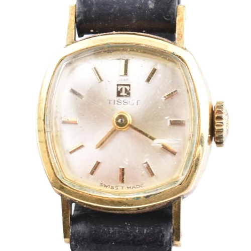 274 - A collection of vintage watches. The watches to include a 17 jewel Mira watch.  A 30 jewel Avia Dayt... 