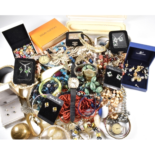 331 - A large collection of vintage and modern costume jewellery. The Jewellery to include necklaces earri... 