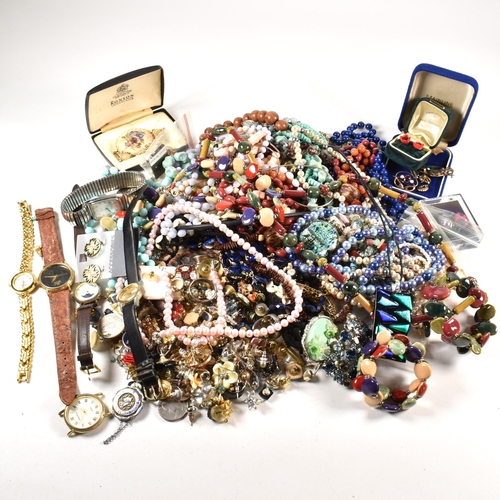 337 - A large quantity of costume jewellery and watches to include bead necklaces, bracelets, brooches. Th... 