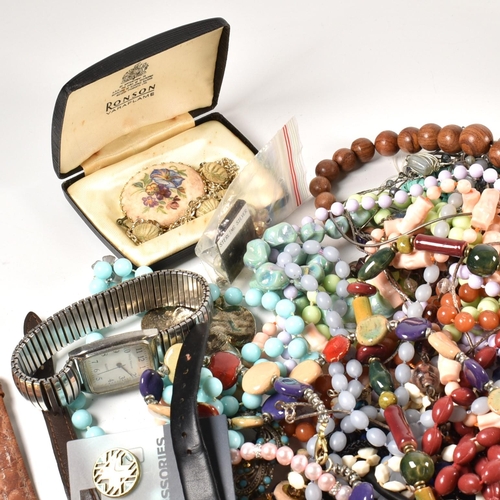 337 - A large quantity of costume jewellery and watches to include bead necklaces, bracelets, brooches. Th... 