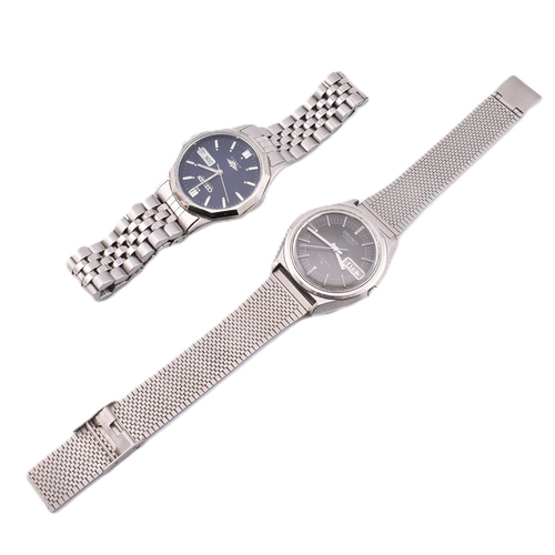 349 - A Seiko automatic and a Citizen automatic wristwatch. The lot to include a Seiko automatic 19 jewels... 