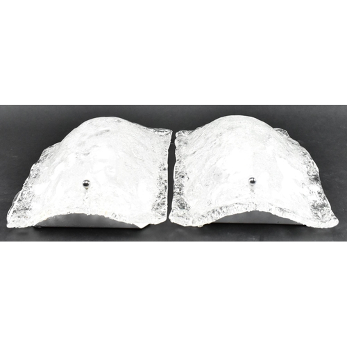 12 - Barovier & Toso, Murano - a pair of Italian Venetian 20th century ice glass wall light sconces. ... 
