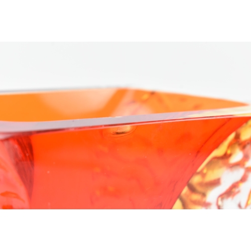 155 - Murano - a vintage Italian mid 20th century 1960s Mandruzzato Sommerso glass shaped vase. The vase h... 