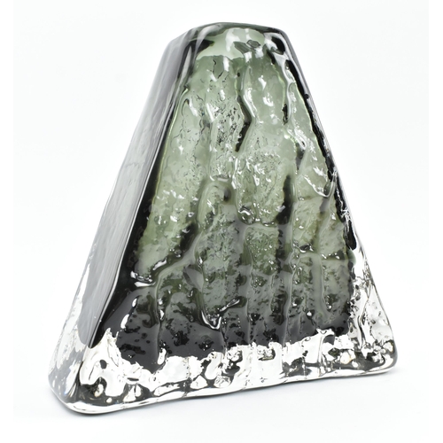 180 - Geoffrey Baxter for Whitefriars - Pyramid Vase in Willow - a vintage mid century 1960s glass texture... 