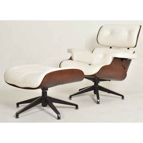 50 - After Charles & Ray Eames - Herman Miller - Lounge Chair - A contemporary Eames style retro larg... 
