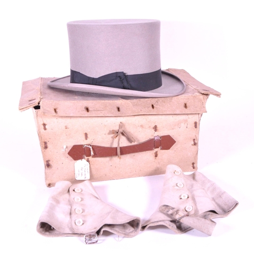 252 - G. A. Dunn & Co - Early 20th century grey ascot top hat from Piccadilly Circus, London. Housed w... 