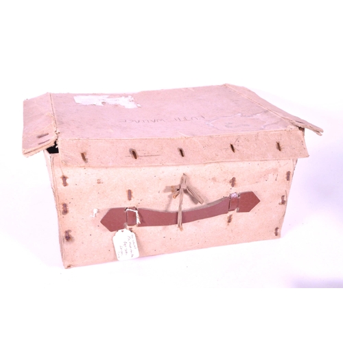 252 - G. A. Dunn & Co - Early 20th century grey ascot top hat from Piccadilly Circus, London. Housed w... 