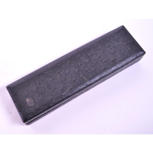 286 - Sheaffer's, USA - A vintage 20th century fountain writing pen. With branded box, 14ct gold nib in a ... 