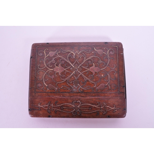 289 - Early 20th century brass inlaid cigarette case. With metal arms and brass inlay decoration.
 (8cm x ... 