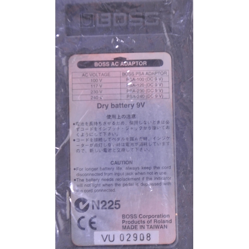 402 - Boss SD-1 super over drive signal processor electric guitar pedal. Housed in an original branded box... 