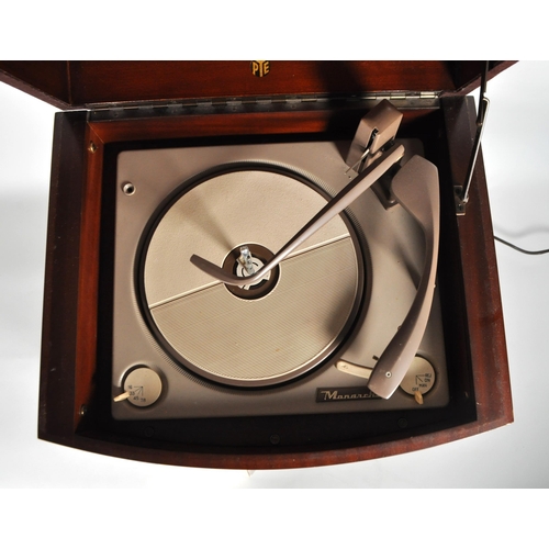 404 - Black Box - 1950svintage record player with a Monarch turntable and a wooden case. Manufactured by P... 