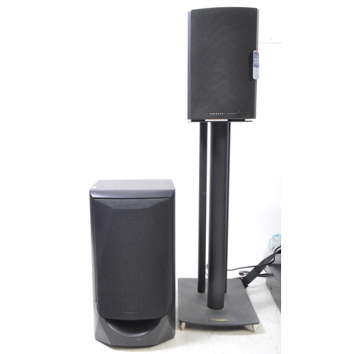 410 - Technics - A vintage 20th century Technics Hi-Fi music audio stacking system. The collection to incl... 