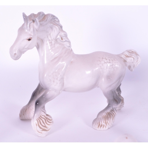 416 - Beswick / Royal Doulton - A collection of porcelain china horse figurines / statues. Including a gre... 