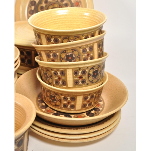 145 - J & G Meakin - Late 20th century vintage pottery dinner service in the Aquarius pattern. Includi... 