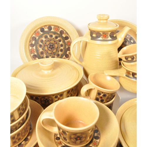 145 - J & G Meakin - Late 20th century vintage pottery dinner service in the Aquarius pattern. Includi... 