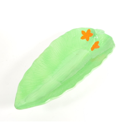 91 - Beswick - Late 20th century cabbage pottery dish and bowl. Bowl in a bright green colourway with han... 