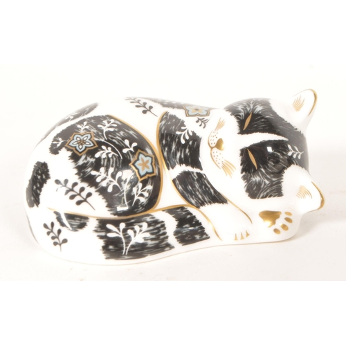 15 - Royal Crown Derby - Two 21st century bone china cat figures. Comprised of a 2008 Mother Cat numbered... 