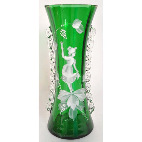 37 - A collection of 19th century Mary Gregory style bowls and vases. Hand painted enamelled design with ... 