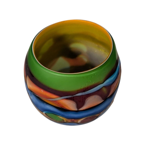 141 - A collection of late 20th century vintage retro studio glass. To include two Murano fish, an azurine... 