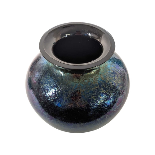 141 - A collection of late 20th century vintage retro studio glass. To include two Murano fish, an azurine... 