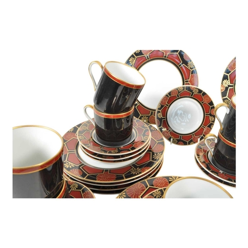 162 - Fitz & Floyd - A vintage 1970s Fitz and Floyd Kuruma pattern dinner and tea service. To include ... 