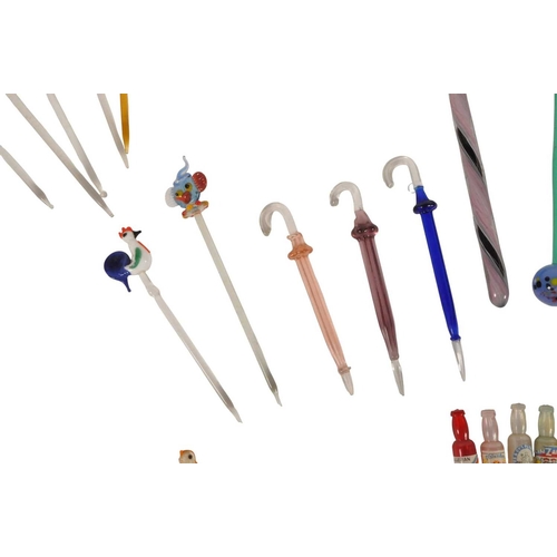 28 - Collection of mid century vintage novelty glass cocktail sticks / swizzlers. To include chickens, bo... 