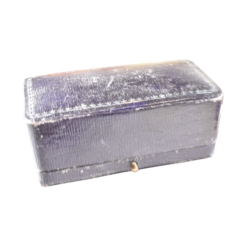 92 - An assortment of jewellery boxes. The watches to include ring boxes, watch boxes, and leather boxes,... 