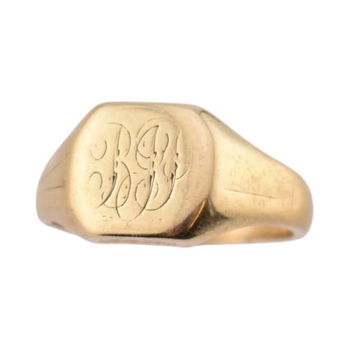 196 - A hallmarked 9ct gold gentleman's signet ring. Hallmarked Birmingham, Sponsors mark VB. Weight 7.2g.... 