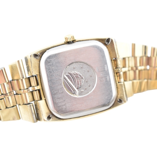 199 - An Omega Constellation Automatic Chronometer wristwatch. The gold dial with day / date aperture at t... 