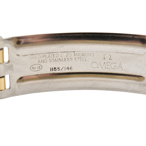 199 - An Omega Constellation Automatic Chronometer wristwatch. The gold dial with day / date aperture at t... 