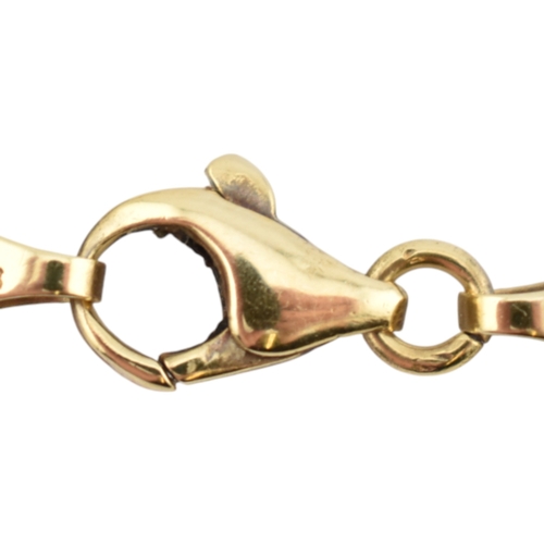 237 - A 14ct gold curb linked necklace chain. Flat linked with lobster clasp. Weight 18g. Measures 40cm... 