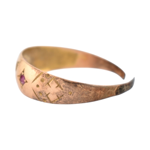 321 - A Victorian 19th century hallmarked 15ct gold ring band ring. Hallmarked Birmingham 1876. AF. Weight... 