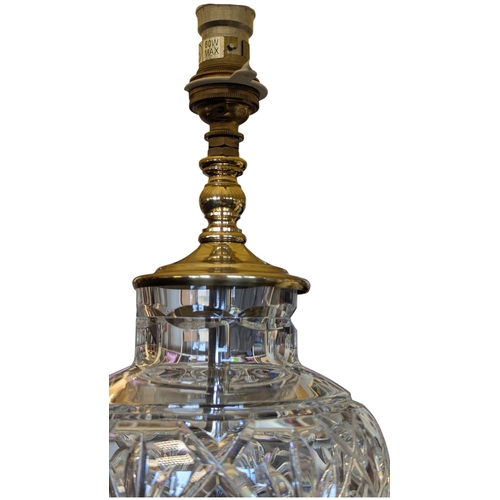 73 - Waterford Crystal - A vintage 20th century Waterford Crystal Kent Accent pattern table lamp having a... 