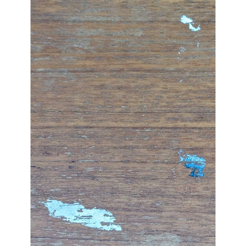 623 - Avalon Furniture- A vintage 20th century teak blanket box chest. Rectangular form with spacious inte... 