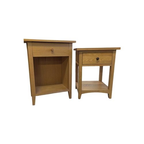652 - A pair of contemporary oak bedside tables / side tables. Each having overhanging top with drawer ben... 