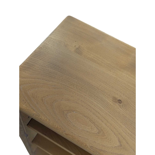 660 - Lucian Ercolani designed Ercol Windsor wall cabinet in solid elm having signature dovetail joints to... 