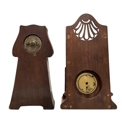 137 - An early 20th century mahogany cased Arts and Crafts mantel clock in the Manner of Archibald Knox. C... 