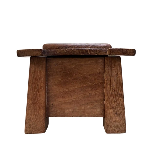 139 - An Arts & Crafts early 20th century walnut jewellery casket box in the form of a coffer chest. A... 