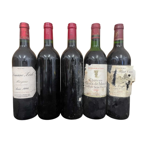 188 - A collection of ten vintage 1980s and 1990s French red wine bottles. The lot to include a Grand Vin ... 