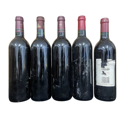 188 - A collection of ten vintage 1980s and 1990s French red wine bottles. The lot to include a Grand Vin ... 
